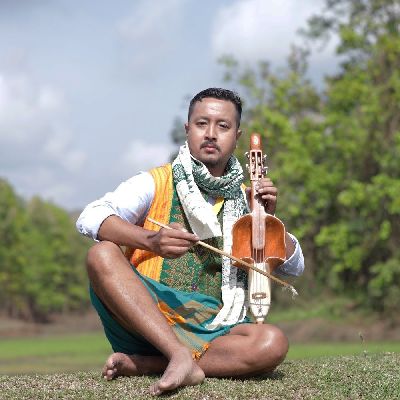 Bung Roje, Listen the song Bung Roje, Play the song Bung Roje, Download the song Bung Roje